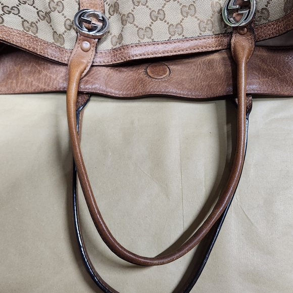 Gucci Brown Monogram Tote Bag - Picture 10 of 12